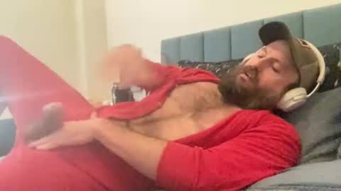 Snapshot of burlypup chatting on January 2025 08:40:02 PM burlypup burlypup929 online show from January 2025 08:40:02 PM