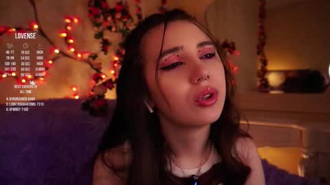 Snapshot of burnletitallburn chatting on November 2025 03:52:02 AM Jessica online show from November 2025 03:52:02 AM