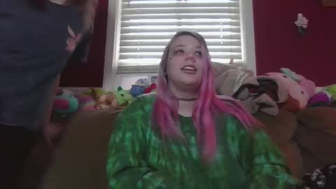 Snapshot of burnthemail chatting on December 2024 09:24:01 PM lilly online show from December 2024 09:24:01 PM