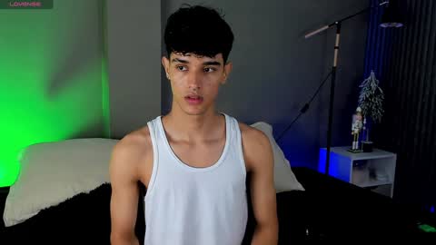 Buster independent model online show from December 2024 12:05:01 PM