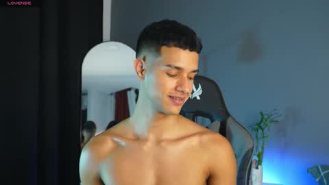 Buster independent model online show from June 2026 11:28:01 PM