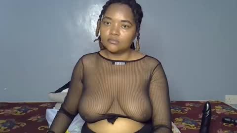 Snapshot of busty_kenzi chatting on June 2026 12:47:02 PM busty kenzi online show from June 2026 12:47:02 PM