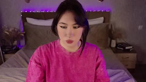 Snapshot of busty_lina chatting on October 2025 05:21:02 AM Lina online show from October 2025 05:21:02 AM