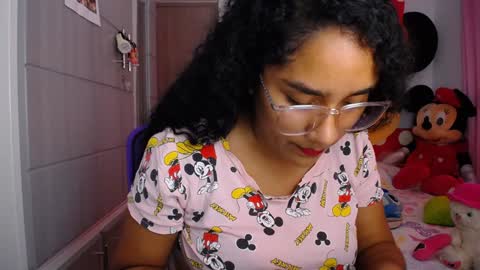 Nahiara online show from January 2025 07:43:01 PM