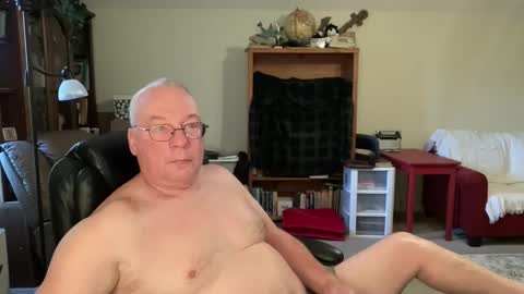 bustyballs100 online show from November 2025 02:23:01 PM