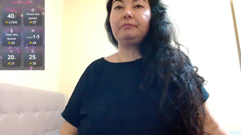 Emma online show from February 2025 11:49:02 AM