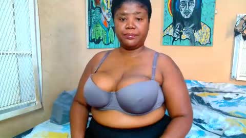 BUSTYQUEENB online show from March 2026 06:17:02 AM