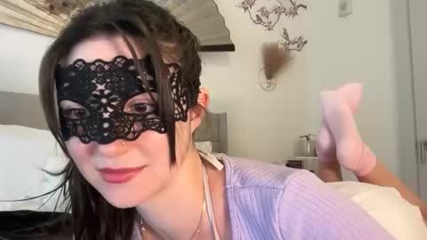 busy_bee69 online show from April 2026 12:16:02 AM