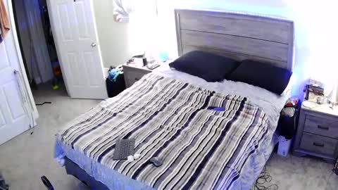 Snapshot of busybee83 chatting on September 2025 08:47:02 PM busybee83 online show from September 2025 08:47:02 PM