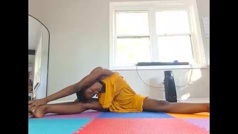 Goddess online show from September 2025 10:37:01 PM