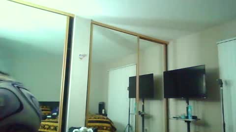 butter_pecanxoxo online show from October 2025 04:09:02 AM