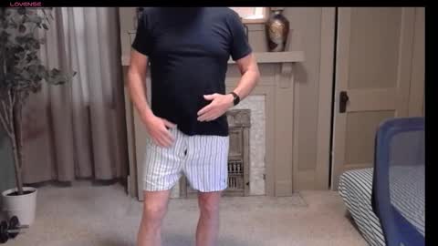 Miles online show from November 2025 06:42:02 PM