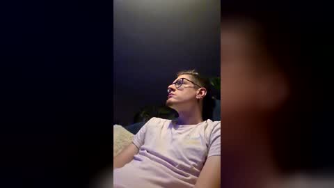 Snapshot of buttonjay chatting on July 2026 01:52:01 AM Buttonjay online show from July 2026 01:52:01 AM