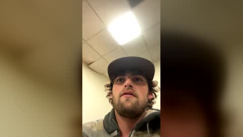 dustin online show from February 2026 06:32:02 AM