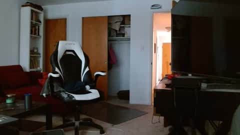 bwall1425 online show from February 2026 08:46:02 PM