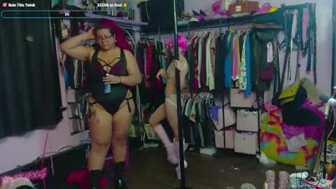 BxBYFxG online show from November 2025 04:01:01 AM