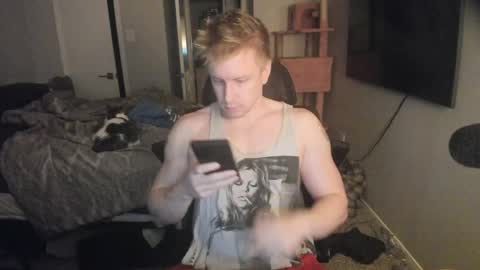Snapshot of c00ki3m0nstr chatting on April 2026 02:47:02 AM c00ki3m0nstr online show from April 2026 02:47:02 AM