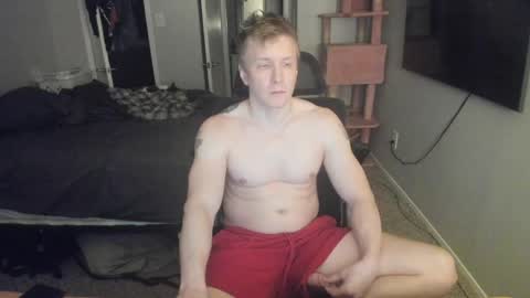 Snapshot of c00ki3m0nstr chatting on May 2026 01:36:01 AM c00ki3m0nstr online show from May 2026 01:36:01 AM