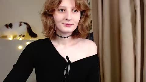 C0ralynx online show from October 2025 02:31:01 AM