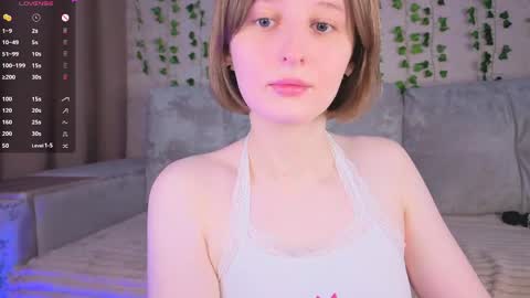 Snapshot of c0ralynx chatting on May 2026 07:46:02 AM C0ralynx online show from May 2026 07:46:02 AM