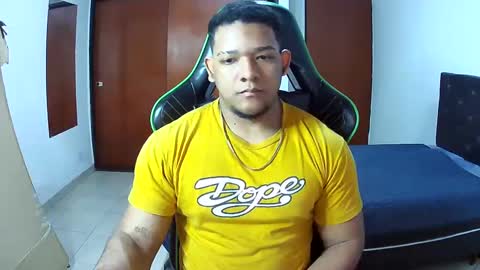 Snapshot of caballerozodi chatting on October 2025 05:43:02 PM caballerozodi online show from October 2025 05:43:02 PM