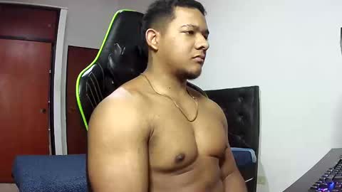 Snapshot of caballerozodi chatting on October 2025 01:22:01 PM caballerozodi online show from October 2025 01:22:01 PM