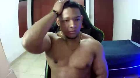 Snapshot of caballerozodi chatting on November 2025 03:50:01 PM caballerozodi online show from November 2025 03:50:01 PM