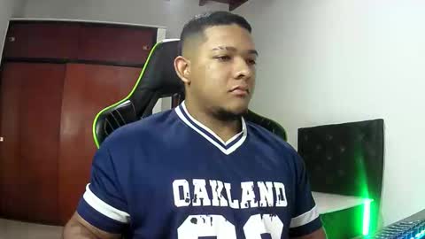 Snapshot of caballerozodi chatting on December 2025 11:48:01 AM caballerozodi online show from December 2025 11:48:01 AM