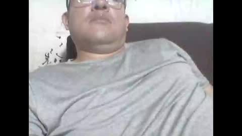Snapshot of cachito83915 chatting on March 2026 05:02:01 AM Cachudosexy online show from March 2026 05:02:01 AM
