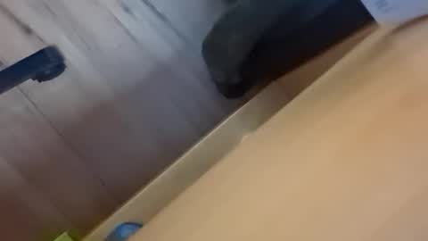 Snapshot of cactus_1041 chatting on October 2025 10:39:02 PM Cactus1041 online show from October 2025 10:39:02 PM