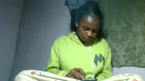 caella98 online show from May 2026 04:17:01 AM
