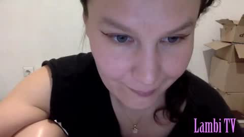 Snapshot of caffeinated_lamb chatting on December 2024 07:23:01 PM Lamb online show from December 2024 07:23:01 PM