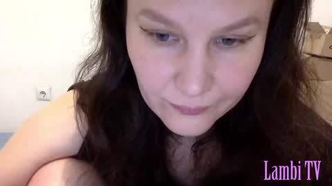 Snapshot of caffeinated_lamb chatting on December 2024 07:21:02 PM Lamb online show from December 2024 07:21:02 PM