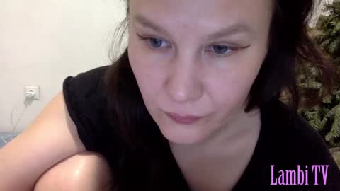 Snapshot of caffeinated_lamb chatting on December 2024 07:27:02 PM Lamb online show from December 2024 07:27:02 PM