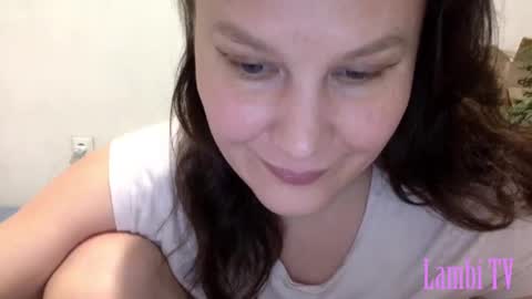 Snapshot of caffeinated_lamb chatting on December 2024 07:30:02 PM Lamb online show from December 2024 07:30:02 PM