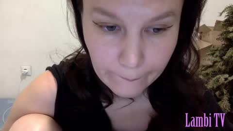 Snapshot of caffeinated_lamb chatting on January 2025 07:18:02 PM Lamb online show from January 2025 07:18:02 PM