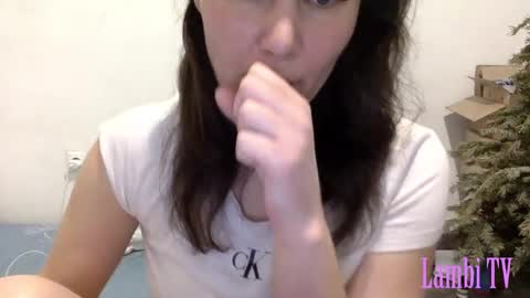 Snapshot of caffeinated_lamb chatting on January 2025 07:13:02 PM Lamb online show from January 2025 07:13:02 PM