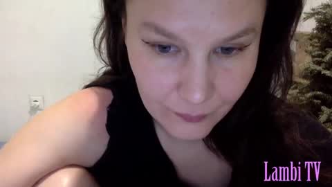 Snapshot of caffeinated_lamb chatting on January 2025 07:21:02 PM Lamb online show from January 2025 07:21:02 PM