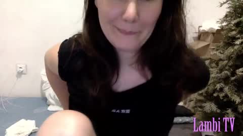 Snapshot of caffeinated_lamb chatting on March 2025 07:27:02 PM Lamb online show from March 2025 07:27:02 PM