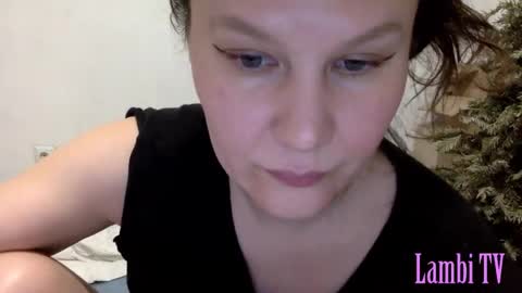 Snapshot of caffeinated_lamb chatting on March 2025 07:25:01 PM Lamb online show from March 2025 07:25:01 PM