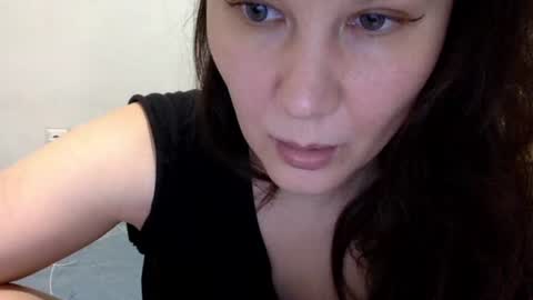 Lamb online show from November 2025 07:27:01 PM