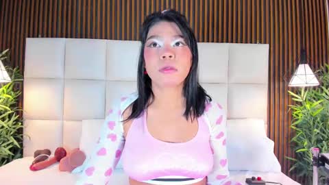 CailynBrown online show from October 2025 04:33:01 AM