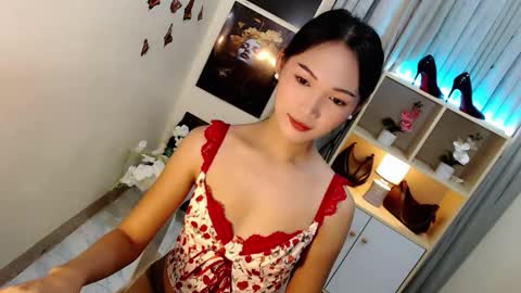 caitlin online show from September 2025 07:30:02 PM