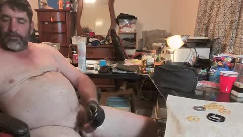 cajunbator2 online show from October 2025 07:33:02 PM