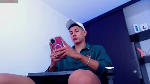 Valerio  online show from February 2025 06:30:01 PM