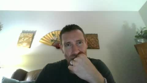 calbry82 online show from May 2026 06:20:01 AM