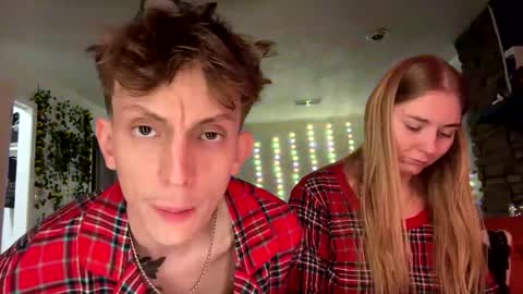 Snapshot of calicreamdaddy chatting on December 2024 07:48:01 AM CaliCreamDaddy online show from December 2024 07:48:01 AM