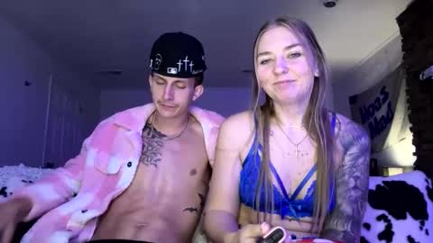 Snapshot of calicreamdaddy chatting on January 2025 06:52:02 AM CaliCreamDaddy online show from January 2025 06:52:02 AM