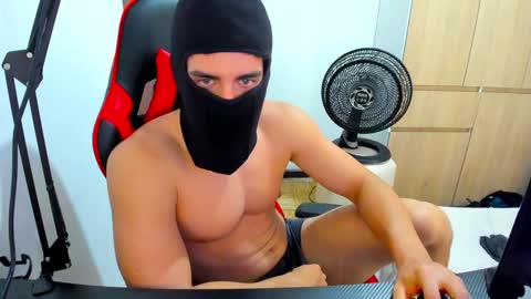 calihotcaliente27 online show from December 2024 02:11:02 PM