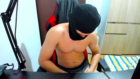 calihotcaliente27 online show from January 2025 10:00:02 AM